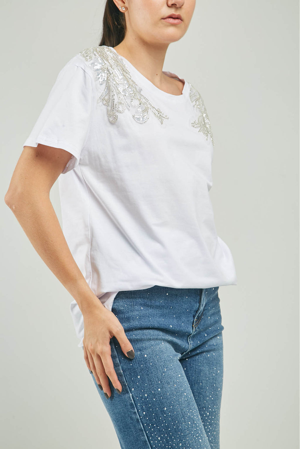 CAMISETA APLIQUE LENTJUELA  CANUTILLO HOMBRO C/R MC