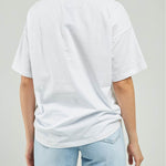 CAMISETA BORDADO ADELANTE MARIPOS DORADA C/R M/C