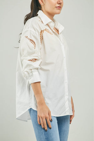 BLUSA HOJAS CALADAS MANGAS HOMBRO C/C M/L