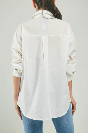 BLUSA HOJAS CALADAS MANGAS HOMBRO C/C M/L