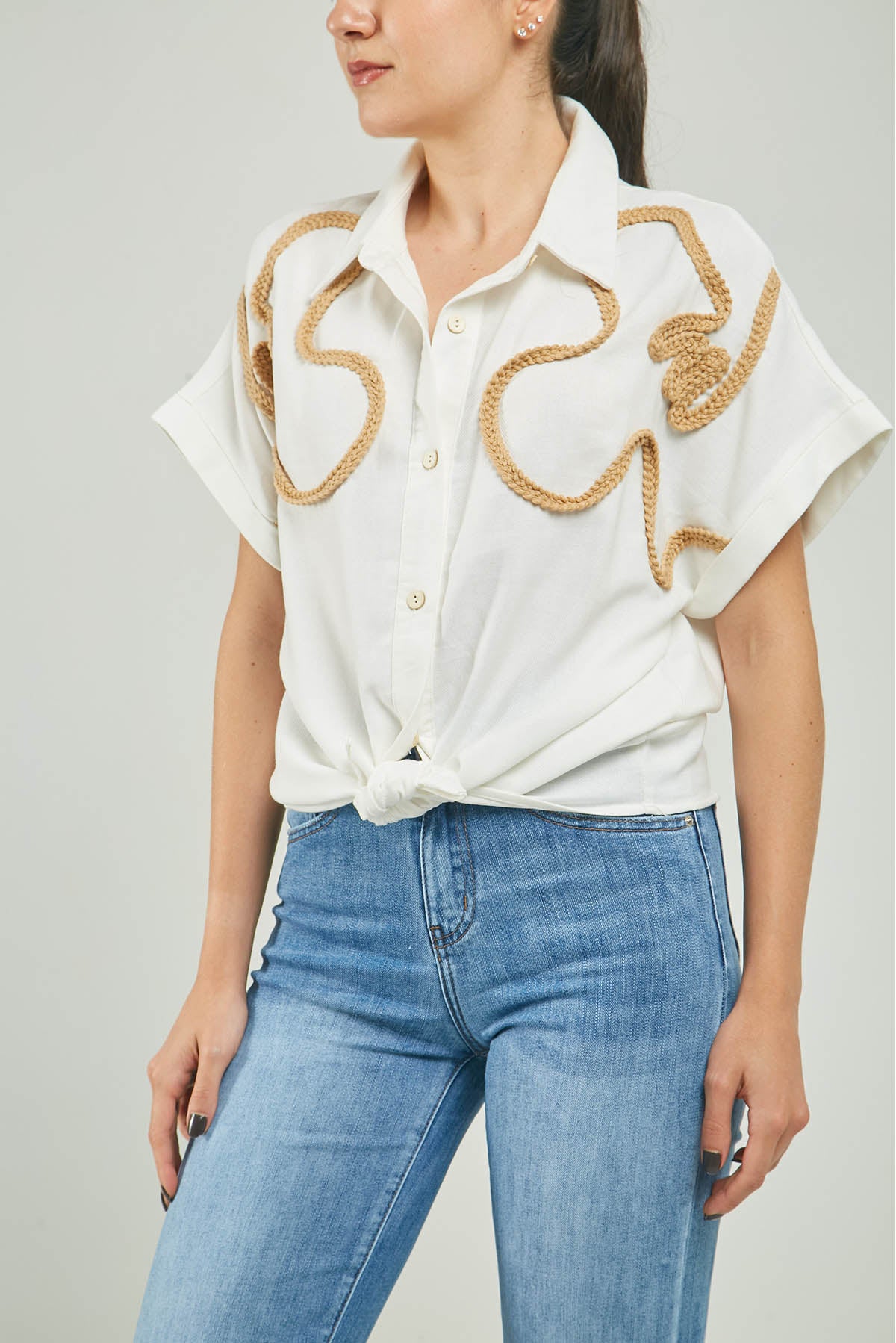BLUSA BORDADA LANA CURVA ADELNTE  C/C MAMGA RODADA