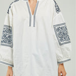 BLUSA BORDADO MANGA HOMBRO  PERILLA INTERUMPIDA CN ML