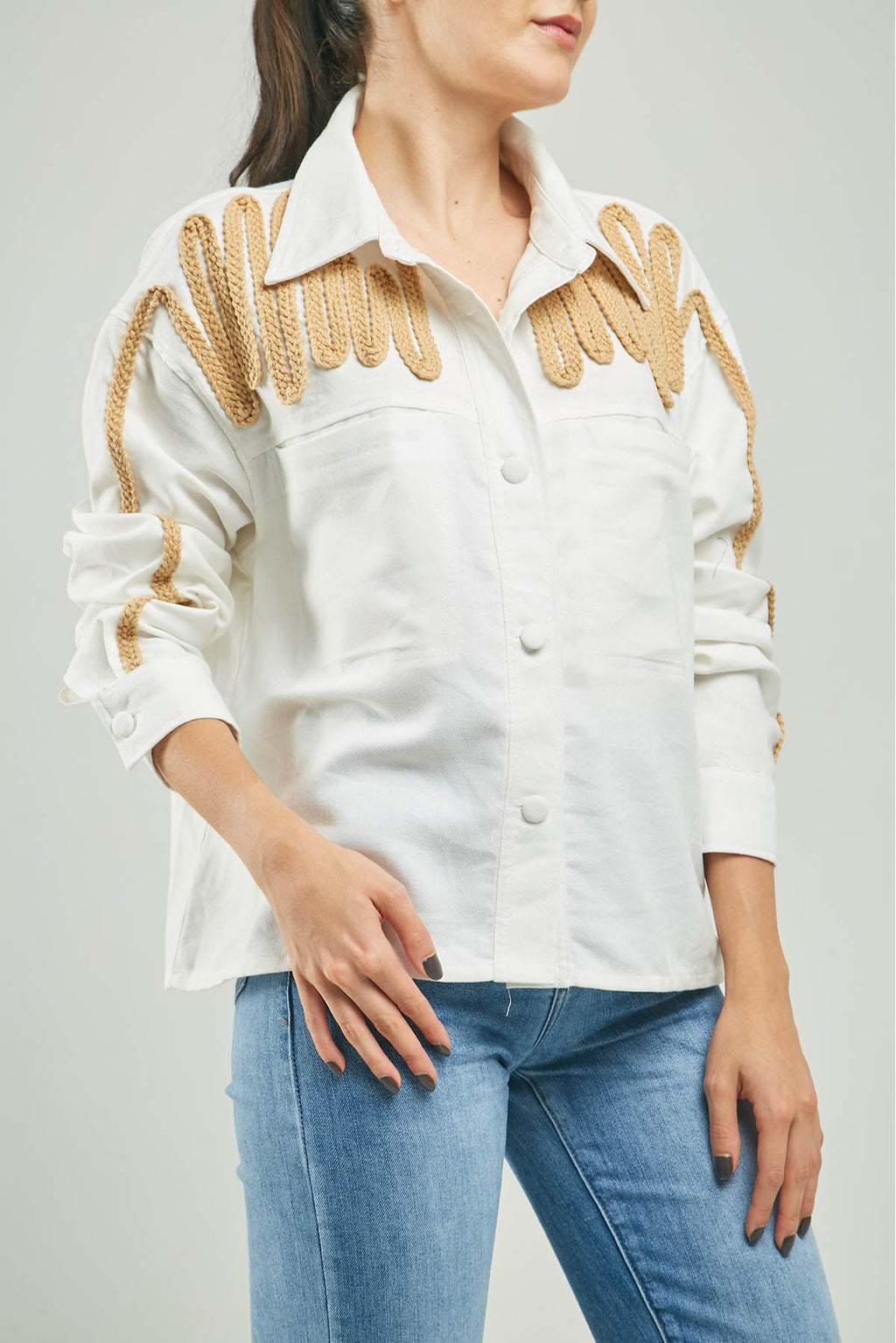 BLUSA BOLSILSILLO TEJIDO LANA ALMILLA BOTON FORRADO
