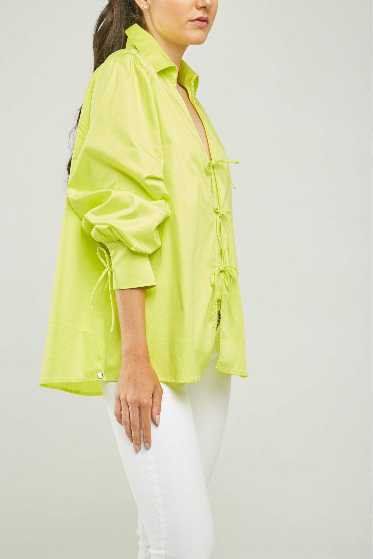 BLUSA SESGO AMARRAR PERILLA PUÑO C/C ML