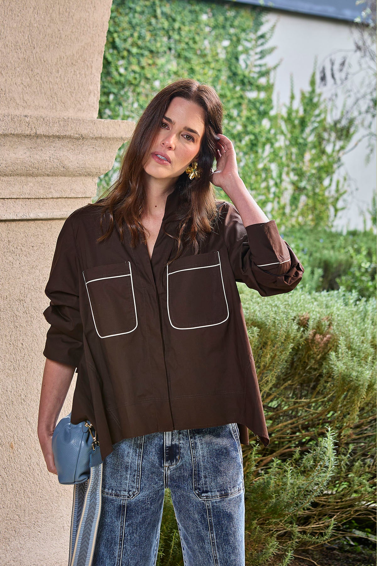 BLUSA CUELLO CAMISERO DOBLE PERILLA MANGA LARGA