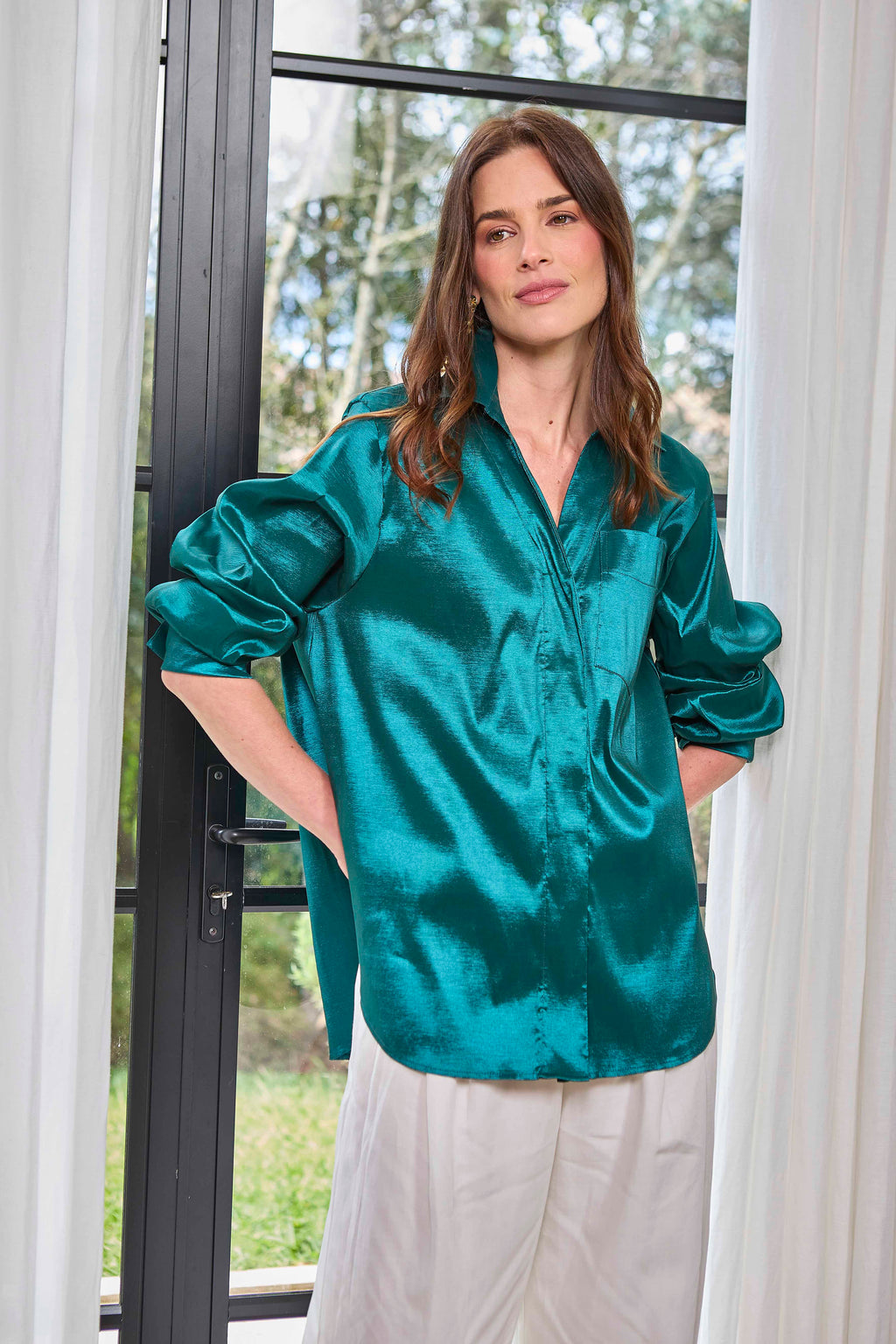 CAMISA CLÁSICA MANGA LARGA VERDE ESMERALDA