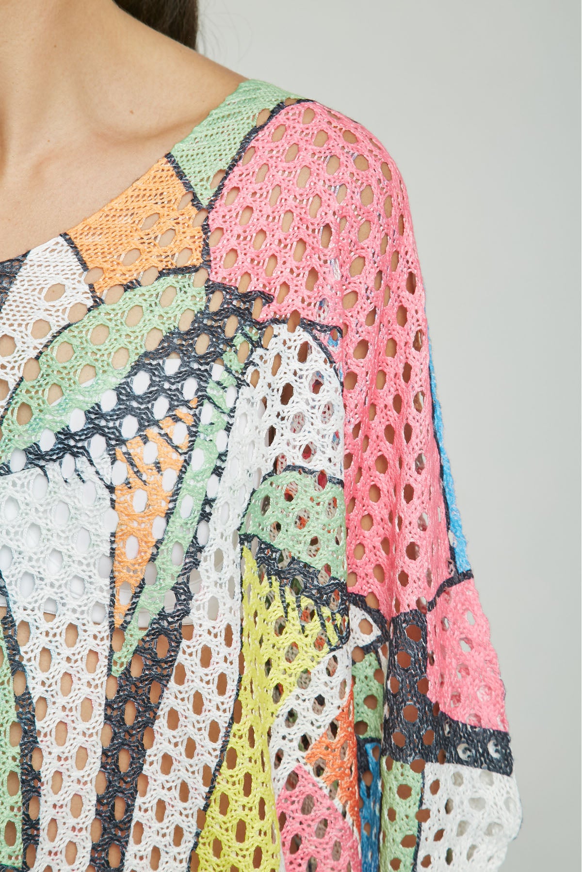 CAMISETA TEJIDA CROCHET ESTAMP MANGA CORTA