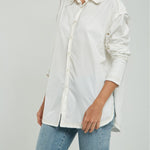 BLUSA BORDE PESPUNTE DESFLECADO PERILLA ESCONDIDA  CC