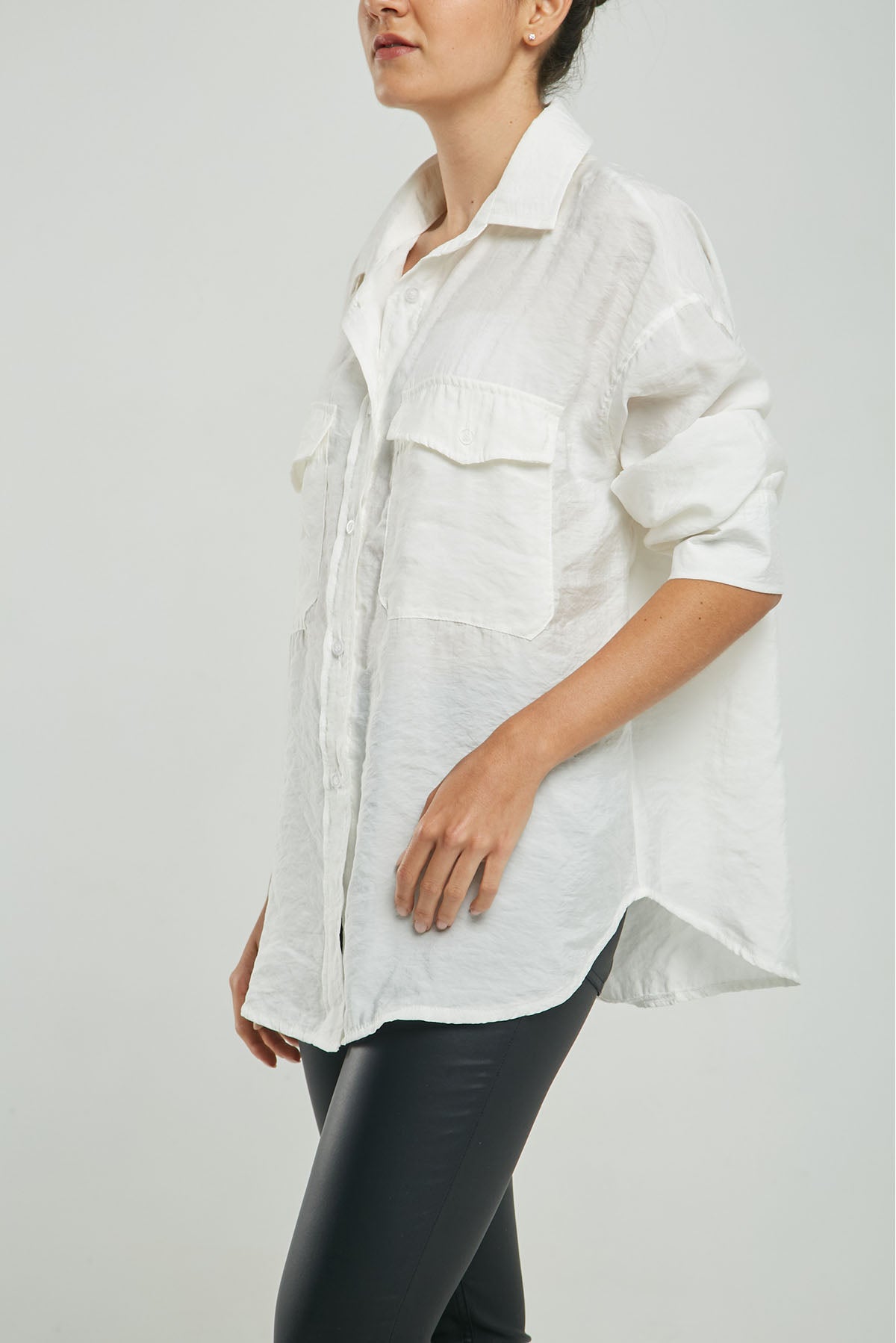 BLUSA BOLSILLO TAPAS CUELLO CAMISERO MANGA LARGA