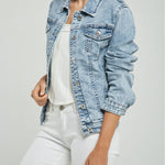 CHAQUETA JEAN DESTEÑIDA  BOLSILLOS CON TAPAS C/C M/L