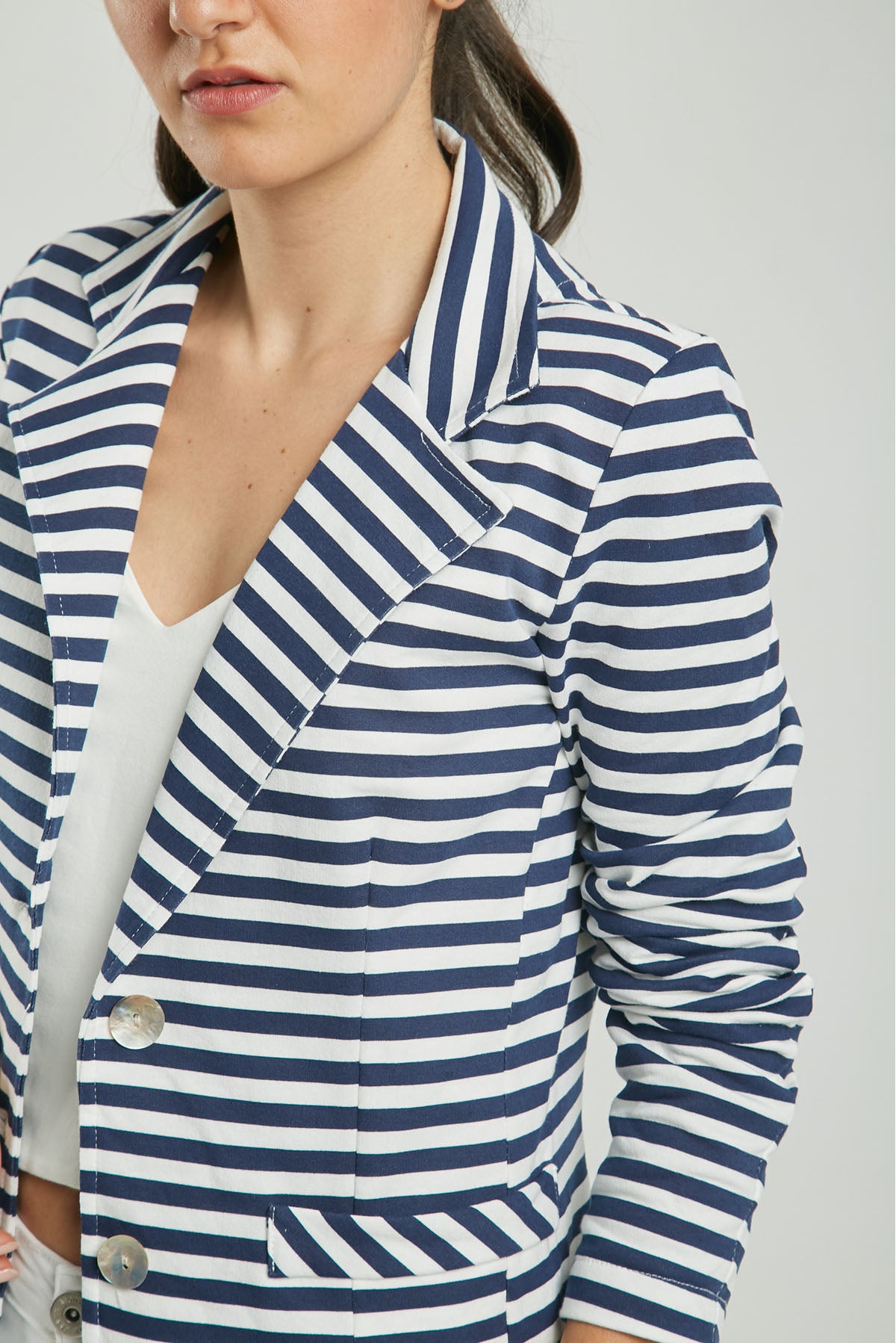 CHAQUETA RAYAS HORIZONTAL  IMITACIÓN BOLSILLO C/C ML