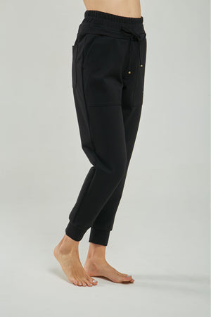 PANTALÓN BOLSILLOS RECTO ADELANTE PRETINA ELÁSTICO JARETA