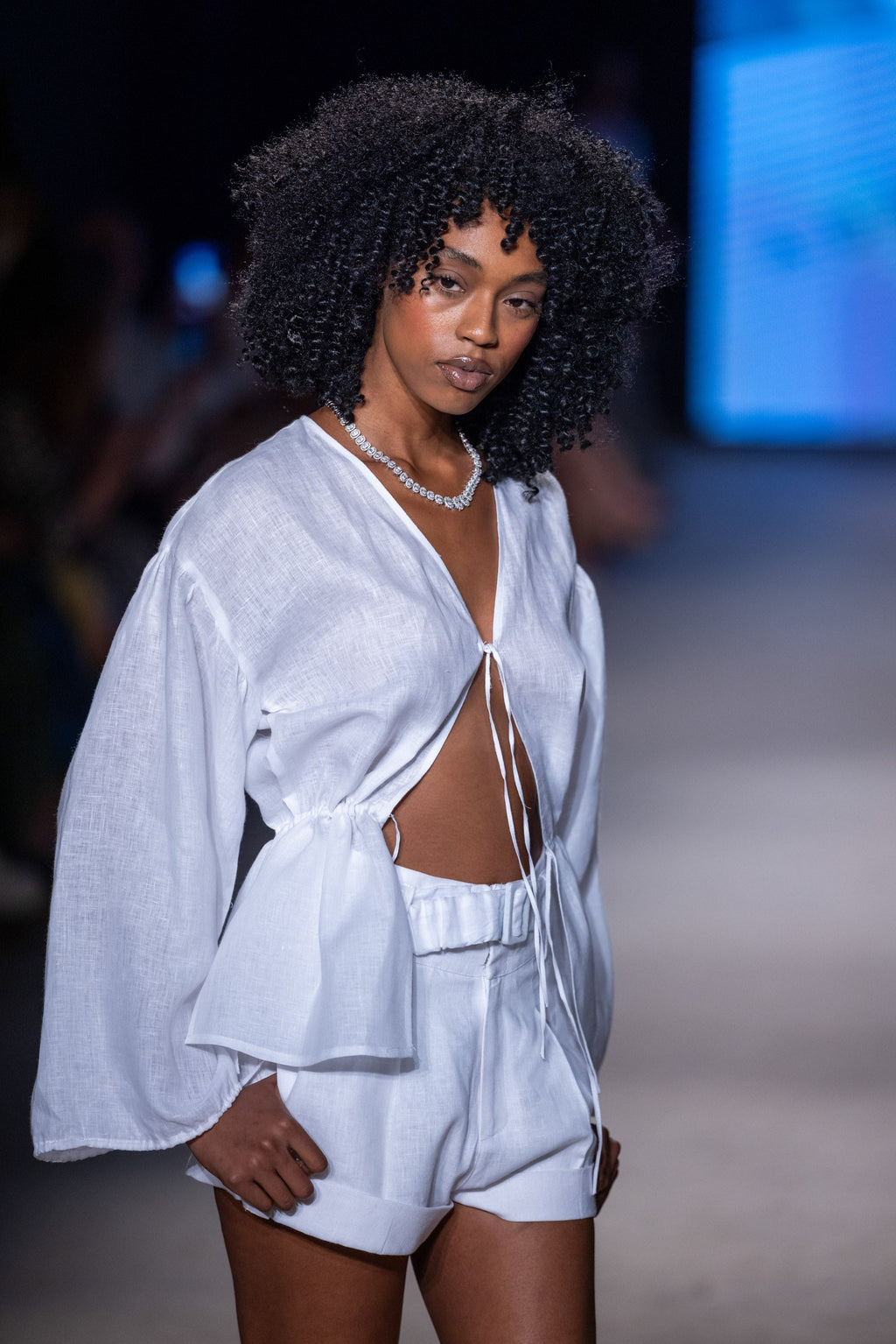 BLUSA LINO ABIERTA JARET CINTURA PECHO M/L RESORTE